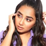 Prajakta Koli Instagram - Who imagined unrealistic romantic scenarios with their crush today? 👆👇👉👈 .. Makeup - @sahithya.shetty Hair - @rupali.dhumal Styled by @sakshi312 📷- @shivamguptaphotography