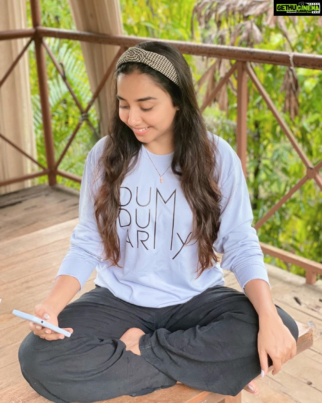 Prajakta Koli Instagram - MOSTLYSANE MERCH is here!!! The team and I have been working on this for months now and I am so happy that it’s finally happening! The first line of the official MostlySane Merch is now out for PRE-BOOKING! Link is in my bio!!! You can now pre-book your merch so you get it first when sales open! Also, the design I launch with HAD to be the ‘DumDum Army’ logo! Thank you for giving me the courage to launch a merch line! I couldn’t have done it without all your comments asking for merch! Yay!