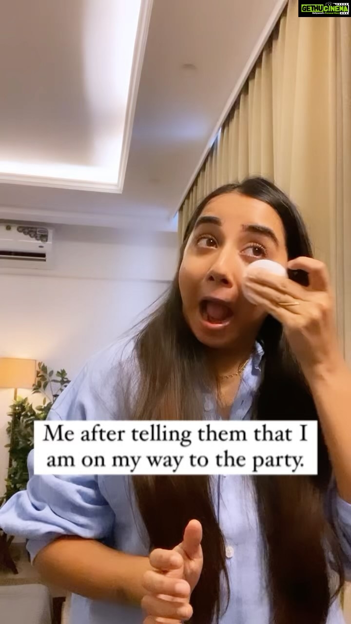 Prajakta Koli Instagram - Friday night! 🥳