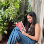 Prajakta Koli Instagram - IT’S A MOMENT. LET ME HAVE IT. .. .. I am on a book cover. I AM ON A BOOK COVER. 📖♥️