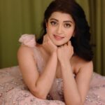 Pranitha Subhash Instagram - For the Filmfare awards south last evening ✨ . . . . . . . . styled by @officialanahita 👗 @samyakkclothing 💄 @chahatpaul