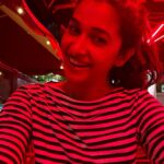 Priya Bhavani Shankar Instagram – Ooo hellooo front camera 😃
