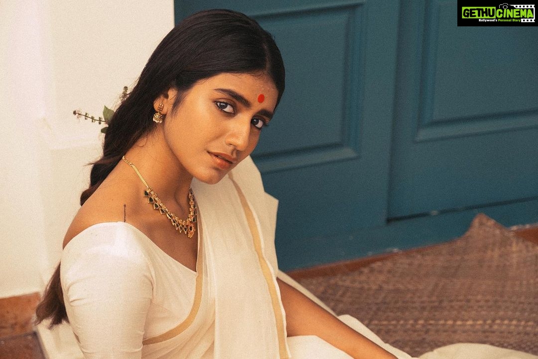 Priya Varrier Instagram - 🌾