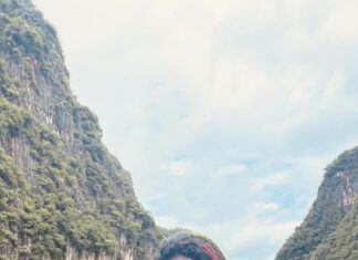 Priya Varrier Instagram - Take me back🌊 #reels #reelsinstagram #reelkarofeelkaro #reelitfeelit #trendingreels #trending #explore #instagood #instagram #tourism #travel #thailand Thailand