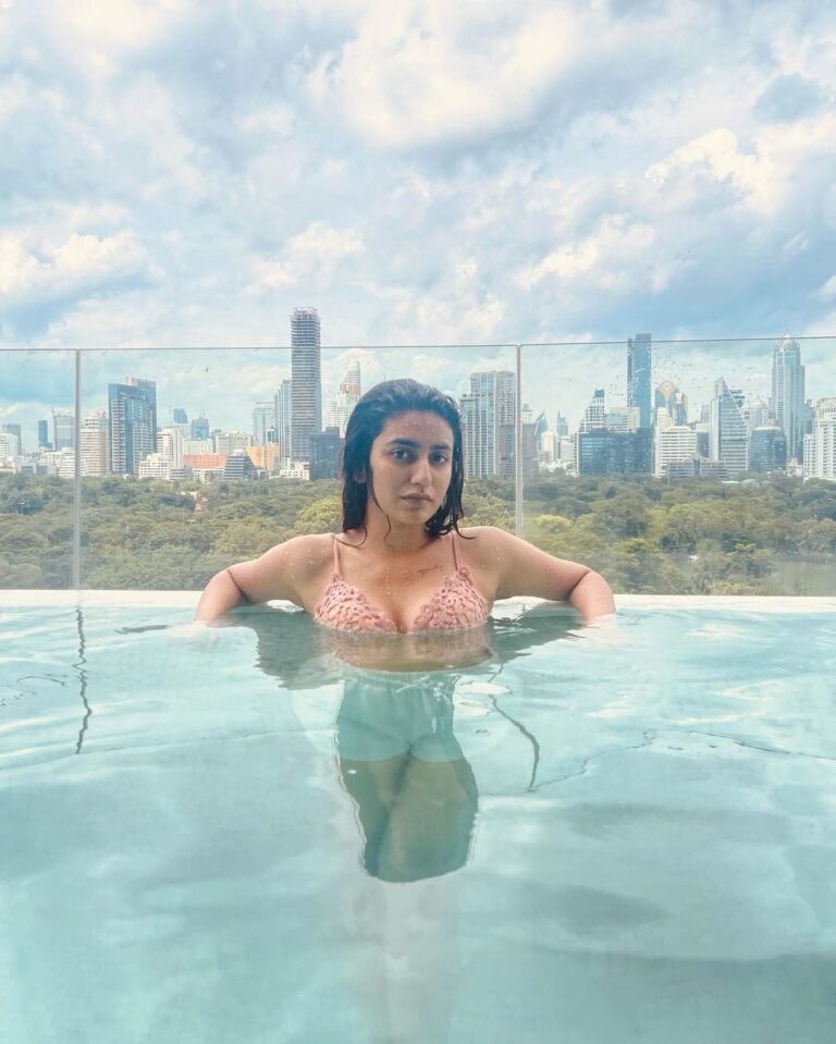 Priya Varrier Instagram - 🦋 Bangkok, Thailand