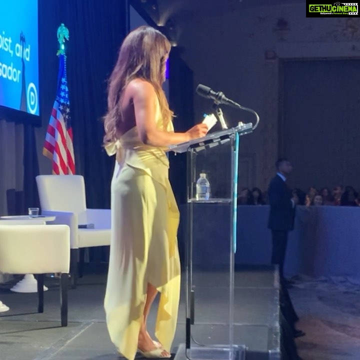 Priyanka Chopra Instagram - To quote Ruth Bader Ginsburg — “Women belong in all places where decisions are being made. It shouldn't be that women are the exception.” Since the very beginning, the world has undermined the power of women. We’ve been shunned and silenced, but thanks to the scarifies and tenacity of so many selfless women, we are in a place today where we can come together and work collectively to right the wrongs. This was a key take away from the conversation I had the honour to moderate with @vp, Kamala Harris at the Women’s Leadership Forum conference in Washington DC last night. Over the last two years, humanity has experienced some of the biggest challenges that we will see in our lifetime. We are faced with an urgent need for stability and progress, and for America that starts at the polls on November 8th. Everyone has a role to play towards that… to be part of the civic process and to exercise the right to vote, especially women because we need to be actively involved in ensuring our rights are being taken care of. While I don’t vote in this country - my husband can and one day, my daughter will. My conversation with VP Harris centred around the most pressing issues, that, in order to be addressed, needs to have a clear vision and plan. Thank you to the WLF and Secretary Hillary Clinton, a founding force in establishing this organization, and for including me in these important conversations, among an incredible collection of accomplished women. Washington, DC