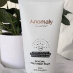Priyanka Chopra Instagram - Very, very proud to share with you all that @anomalyhaircare Bonding Treatment Mask won the @allure Best of Beauty Award for Best Hair Mask (for Kinky and Curly Hair)! Working with my team to create our incredible formulas has been an absolute pleasure. I’m feeling so encouraged and excited about our efforts. Thank you all for your support. Grab your mask today and tag us. 🤍🤍🤍