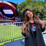 Priyanka Chopra Instagram - #RehearsalBTS Global Citizen Festival and the incredible team behind the mission statement take the saying “it takes a village” to another level. Today you will witness everyone’s hard work and united movement to end extreme Global Poverty. Tune in and take action. Link in bio!! I can’t wait to see you there. #globalcitizenfestival #globalcitizen @glblctzn Watch the show here: https://glblctzn.me/global-citizen-festival Central Park, New York