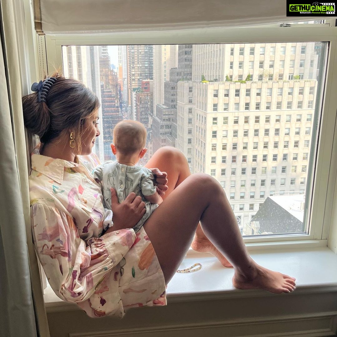 Priyanka Chopra - 3.3 Million Likes - Most Liked Instagram Photos