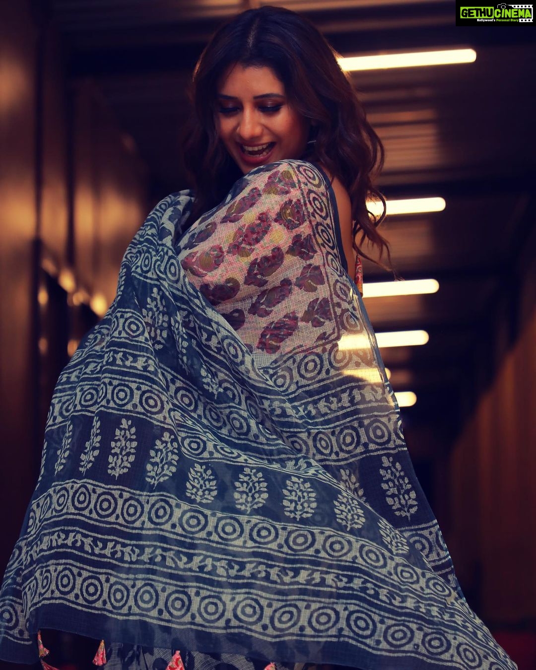 Priyanka Deshpande Instagram - Trust the timing of your life.🤗 I love myself❤️ . . . 📸: @vishnukanth_gk ❤️