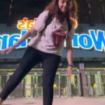 Priyanka Deshpande Instagram - Vlog is out Makkale!🤘🏻🤘🏻 Pathingalaa? Living life mad size 😎😎
