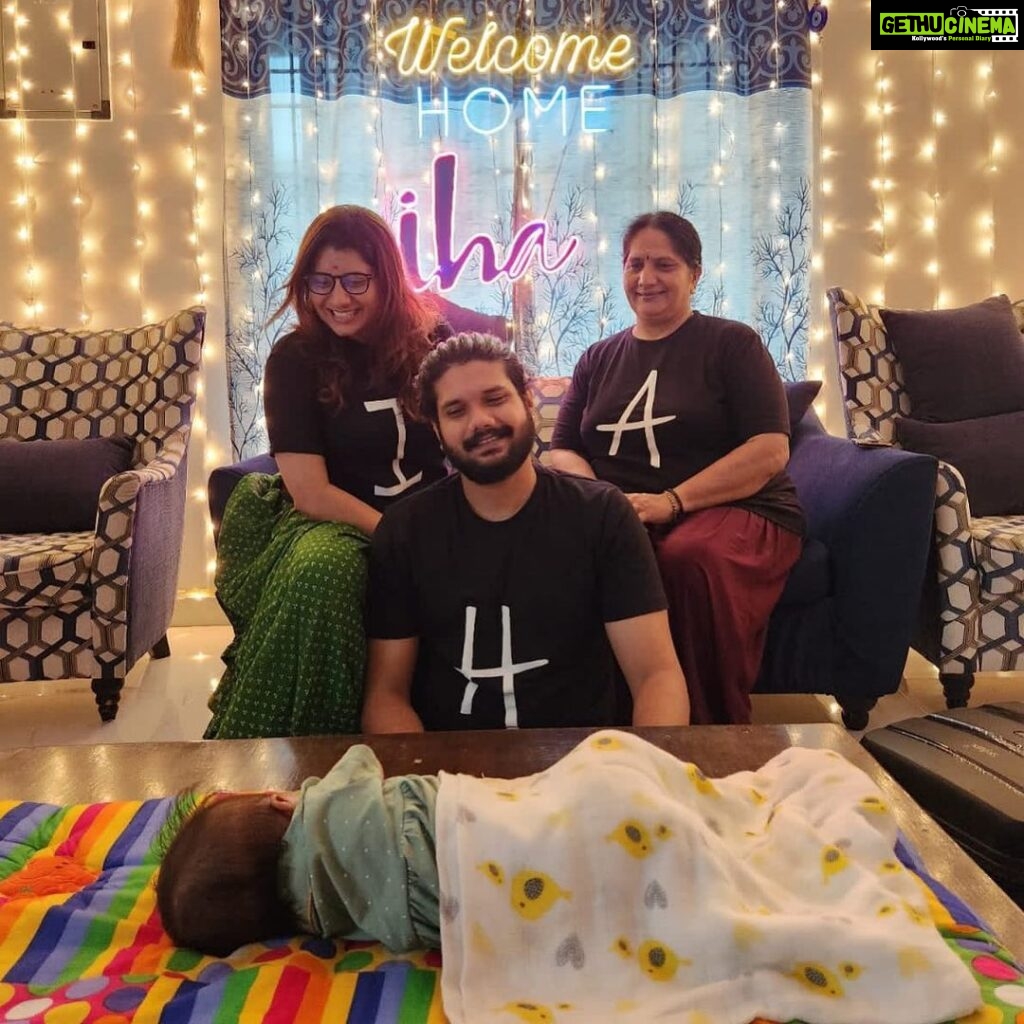 Priyanka Deshpande Instagram - Welcome home Iha kannaa❤️ Happy Onam Makkale 🤍🙏🏻 What else do I need?🥹 Vandhutaaaaa vandhutaaa🥹❤️🧿 Aunty kita vandhutaaa🥳