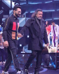 Punit Pathak Instagram - Dada ❤️❤️ @mithunchakrabortyofficial 
.
.
#danceplus6 #show #dance #disneyplushotstar #disneyplus