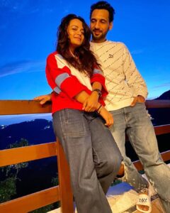 Punit Pathak Instagram - Caption this ! 
.
.
@nidhimoonysingh 
.
.
#husband #wife #married #couple #partnerincrime #psenitak