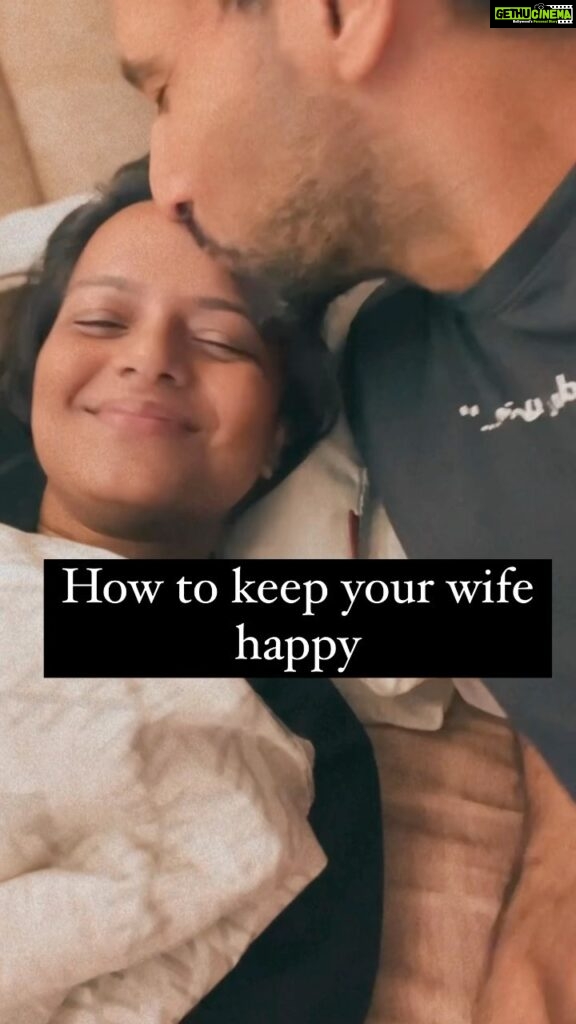 Punit Pathak Instagram - How to keep your wife happy !!! @punitjpathakofficial - Batao Batao !!! . . . #reels #love