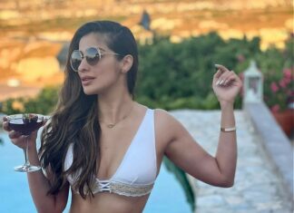 Raai Laxmi Instagram - Cheers to the good times 🥂💕
