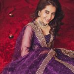 Raashi Khanna Instagram - May the light of the diyas illuminate your life with warmth, joy and love! Wishing you and your family a very happy Diwali 🪔😇 📸 @arifminhaz Asst by @thejaswitanneru