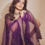 Raashi Khanna Instagram - 🪔🪔🪔 #happydiwali @kavithaguttaofficial @vasundharadiamondrf @nithishasriram 💟 💄 @ronan_mili 📸 @arifminhaz Asst by @thejaswitanneru