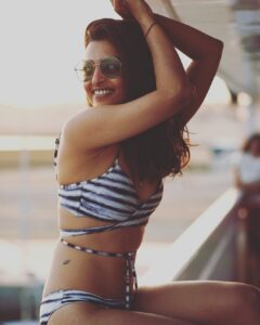 Radhika Apte Instagram - Woke up from a dream of this time in the Galapagos. 🌊 #ilovediving #lifeontheboat #imgoingdivingagain #oceanlover #memories #happymemories #littleturtletattoo🐢