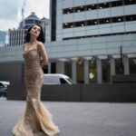 Radhika Madan Instagram - Little Shine and Wine💫 Toronto International Film Festival 2022 @tiff_net #KaccheyLimbu ------------------------------------------------------ Gown: @Shantanunikhil Styling @amandeepkaur87 DP : @akshaymoncy Managed By : @aanchaltalreja