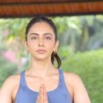 Rakul Preet Singh Instagram - Slow & steady is the way to go to win the race in life & health & I definitely stand by it. To help me reach my health goals is @wellbeing.nutrition ’s Slow Burn. It is a time-conscious supplement with slow release plant-based beadlets infused with chromium and caffeine to help burn fat, increase metabolism, enhance focus, boost energy, & promote muscle recovery. #WellbeingNutrition #WellbeingNutritionXRakul #SlowBurn #HealthAndWellness
