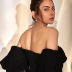 Rakul Preet Singh Instagram - Filmfare 🖤