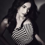 Rakul Preet Singh Instagram - She sees in black and white but loves in colour 🖤