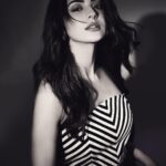 Rakul Preet Singh Instagram - She sees in black and white but loves in colour 🖤