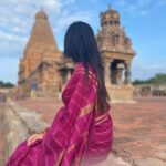 Ramya Pandian Instagram - பிரமிப்பின் பிரமாண்டம் ✨ #tanjorebigtemple #historical #prideoftamilnadu #goodvibesonly