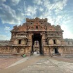 Ramya Pandian Instagram - பிரமிப்பின் பிரமாண்டம் ✨ #tanjorebigtemple #historical #prideoftamilnadu #goodvibesonly