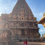 Ramya Pandian Instagram – பிரமிப்பின் பிரமாண்டம் ✨

#tanjorebigtemple #historical #prideoftamilnadu #goodvibesonly