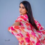Rashmi Gautam Instagram - Outfit by @varahi_couture P.c @verendar_photography #rashmigautam #florals #sequin