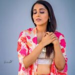 Rashmi Gautam Instagram - Outfit by @varahi_couture P.c @verendar_photography #rashmigautam #florals #sequin