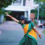 Raveena Daha Instagram - 🧡💚🧡 #raveena #raveenadaha #dance