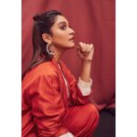 Regina Cassandra Instagram – @antar_agni_ujjawaldubey @romanarsinghaniofficial @jenimakeupartist07 @hairbydrishya @arifminhaz @thejaswi_tanneru @stylebynavyaanddivya