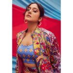 Regina Cassandra Instagram – 🙏🏽
@diyarajvvir
@varnikaaroraofficiall
@fizzygoblet
@jenimakeupartist07
@hairbydrishya
@arifminhaz
@thejaswitanneru
@stylebynavyaanddivya