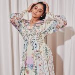 Regina Cassandra Instagram - ♾♾♾ @limerickofficial @varnikaaroraofficiall @jenimakeupartist07 @hairbydrishya @arifminhaz @thejaswitanneru @stylebynavyaanddivya @westinhyderabad