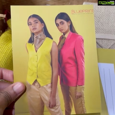 Regina Cassandra Instagram - Because आज शनिबार 💃@designbyblueprint @romanarsinghaniofficial @jenimakeupartist07 @hairbydrishya @arifminhaz @thejaswitanneru @stylebynavyaanddivya