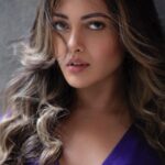 Riya Sen Instagram - How about a personalized SHOUTOUT from me on Instagram? Just go to the link in bio to purchase and let’s make it happen! 💥 @mintted_official Hair @sonam_makeupartist