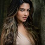 Riya Sen Instagram – Booking’s have now closed for Bāliśya’s upcoming retreat ! Can’t wait to welcome my new friends in Goa !💥

Photo @abhinaskarphotography 
Haïr @sonam_makeupartist
