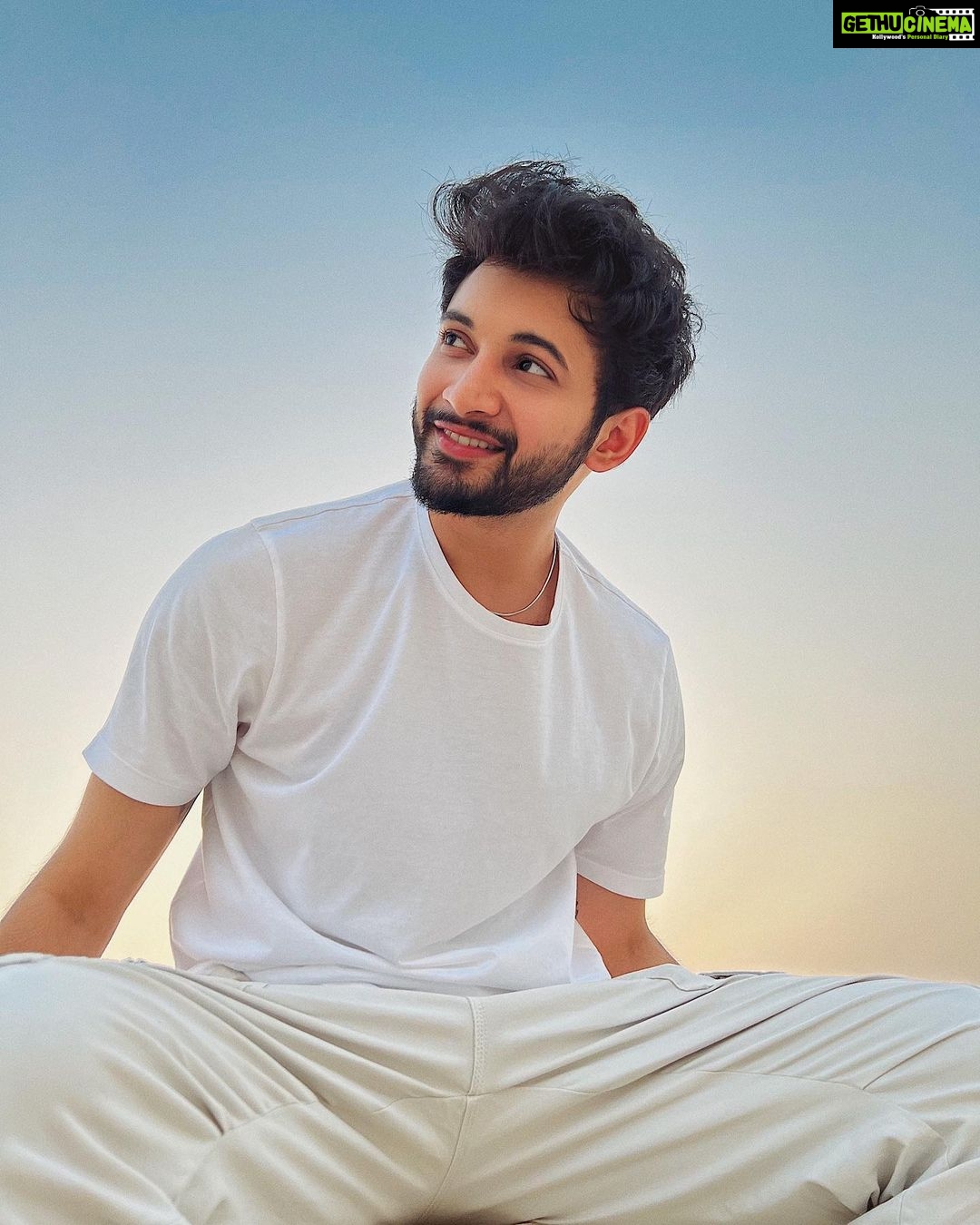 Rohit Suresh Saraf Instagram - Everything, everything!