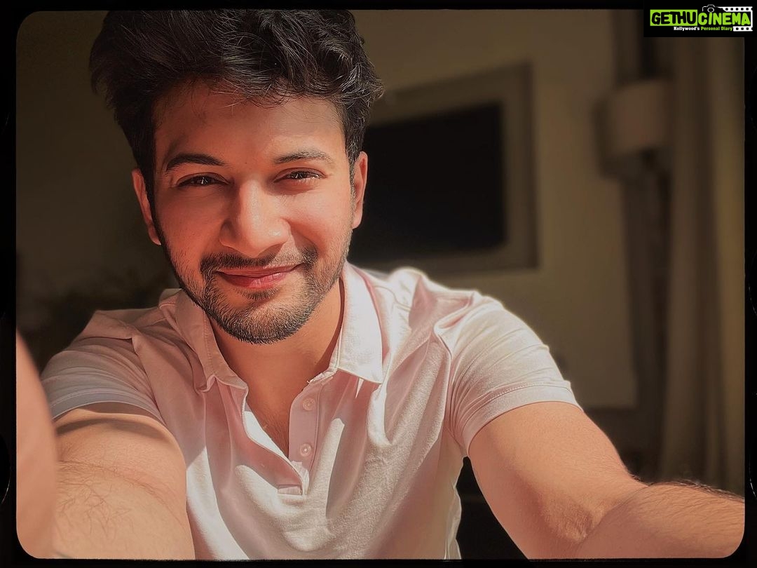 Rohit Suresh Saraf Instagram - Woke up v happy today🥰