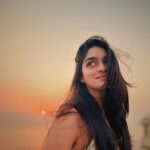 Rohit Suresh Saraf Instagram – Sunsets and @pripribanerjee 💌