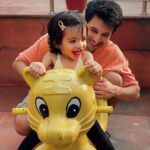 Rohit Suresh Saraf Instagram - I got the chance to make a quick pit stop in Delhi to spend some time with this little piece of my heart and it was everything I could’ve ever asked for. Unbelievable how she gives a new meaning to love every time I’m with her. All set for #MismatchedS02 now 🥰♥️