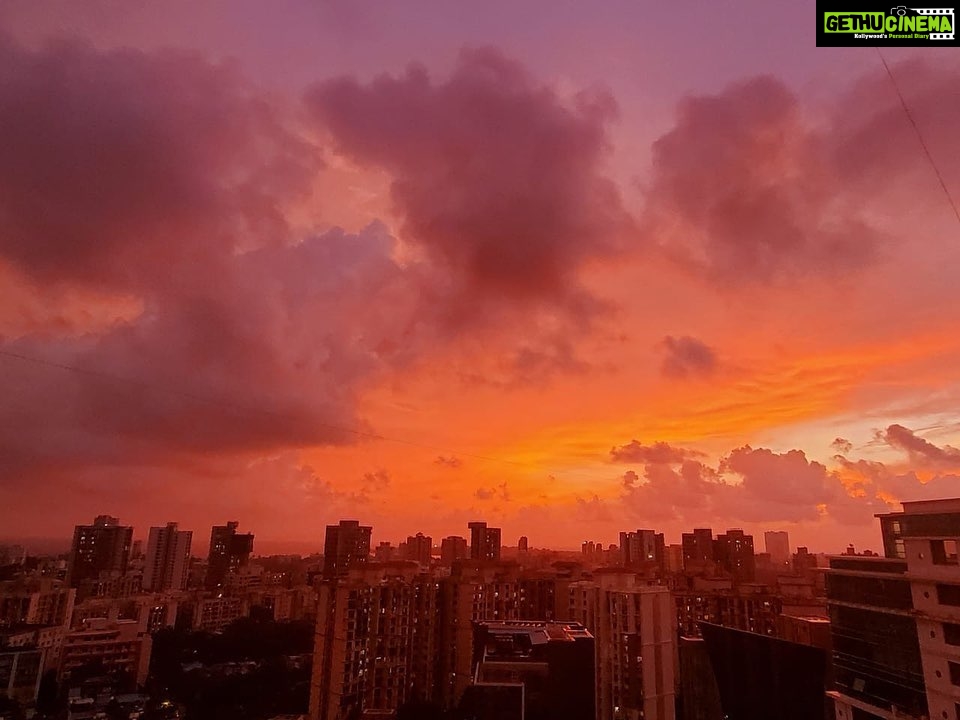 Rohit Suresh Saraf Instagram - Here’s hoping these pictures of today’s glorious sunset become a visual representation of our hearts. For each one of us. . . Ps. My love for sunsets is growing by the day🙊 can I ask y’all to just share sunset photos with me? Tag, dm, email.. anything works really. It’ll make me vv happy ☺️