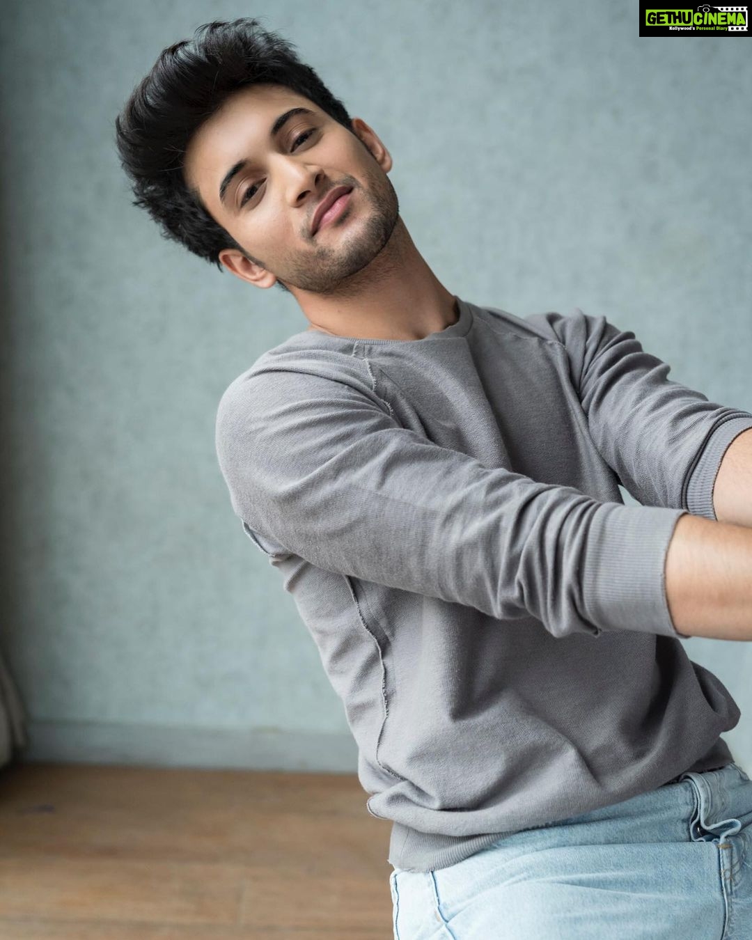 Rohit Suresh Saraf Instagram - Afternoon naps are back