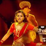 Rubina Dilaik Instagram - Rubina ki raungte khade kar dene waali performance ko dekhna na bhoolein iss weekend. 💃🤩 Dekhiye #JhalakDikhhlaJaa har Sat-Sun, raat 8 baje, sirf #Colors par. Anytime on @voot @patanjalidantkanti1 @libertyshoesltd @sting_india @madhuridixitnene @norafatehi @karanjohar @manieshpaul @rubinadilaik