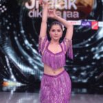 Rubina Dilaik Instagram - This by far is One of my favourite routines , West Coast Swing baybay😎…. 🤟🏼 . . . This weekend watch us swing on #jhalakdikhlajaa @colorstv