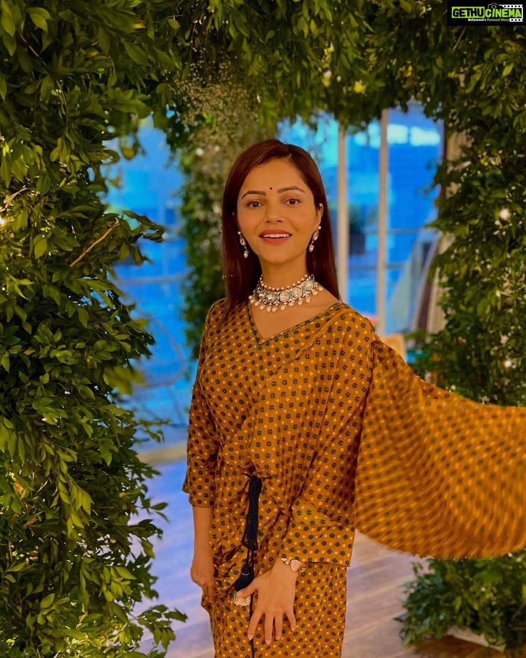 Rubina Dilaik Instagram - SringaƤr š“ . . . .