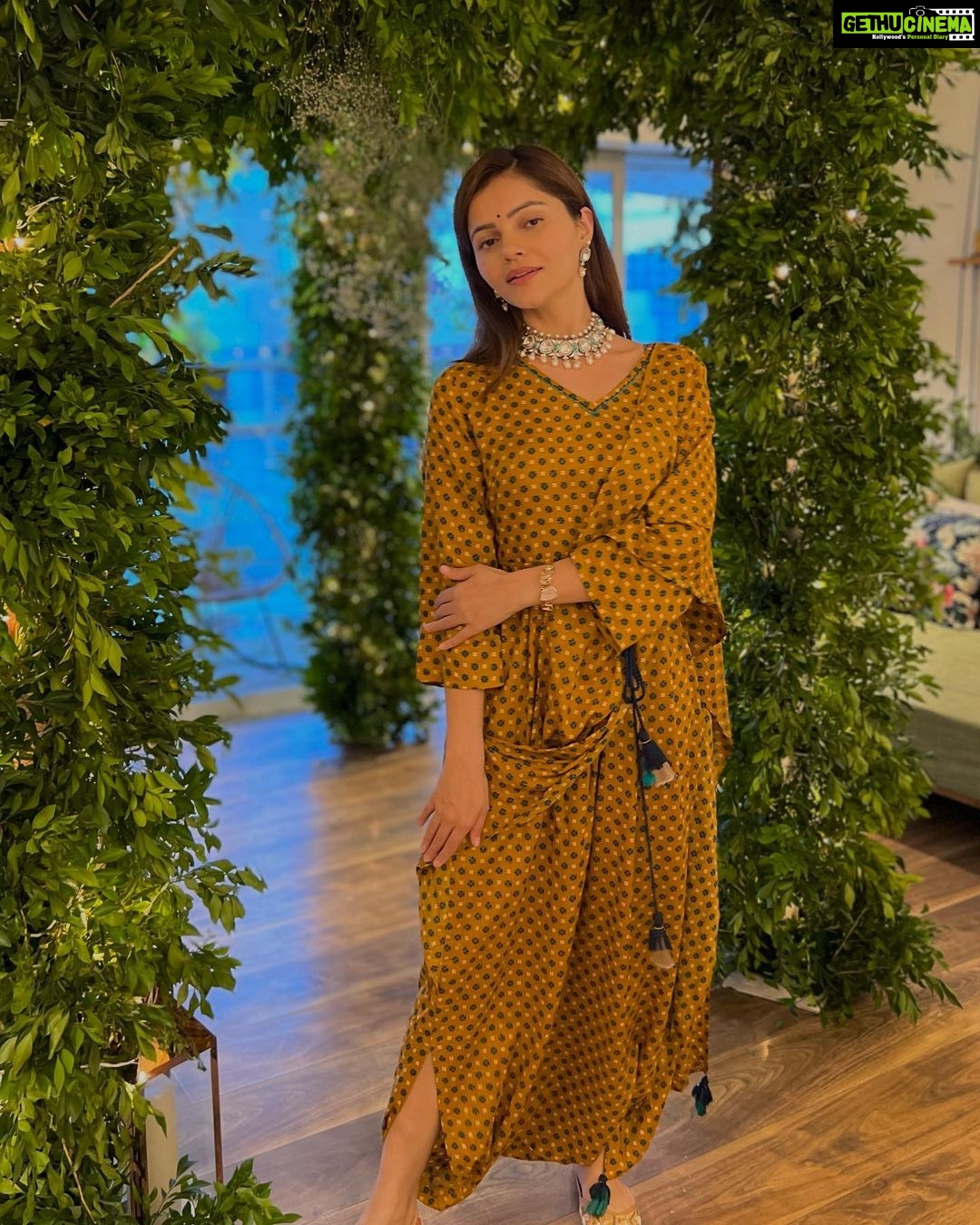 Rubina Dilaik Instagram - SringaƤr š“ . . . .
